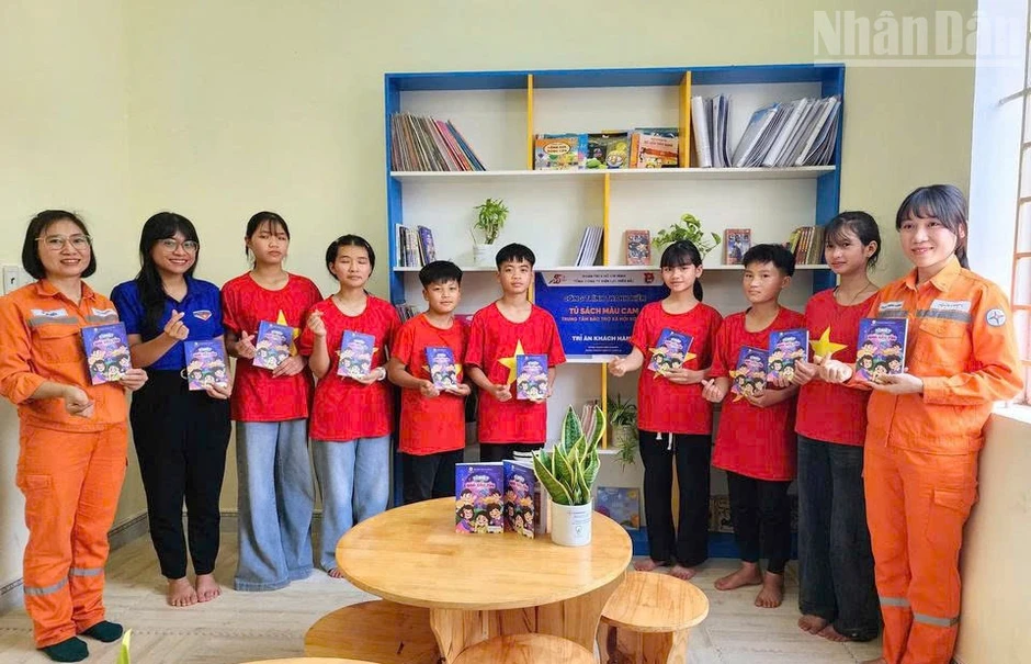 Gieo ý thức tiết kiệm điện cho học sinh từ những trang sách thiếu nhi Gieo ý thức tiết kiệm điện cho học sinh từ những trang sách thiếu nhi