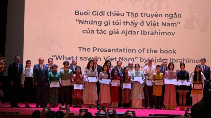Giới thiệu truyện ngắn “Những gì tôi thấy ở Việt Nam” của cố nhà văn Ajdar Ibrahimov Giới thiệu truyện ngắn “Những gì tôi thấy ở Việt Nam” của cố nhà văn Ajdar Ibrahimov