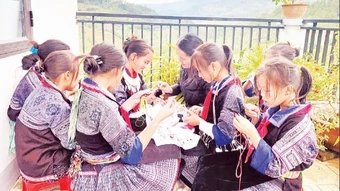 Giữ gìn, lan tỏa tình yêu văn hóa dân tộc