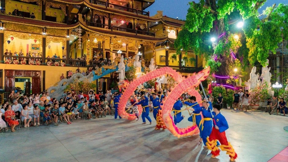 Giữ hồn Việt nơi đất khách: Từ tiếng trống lân đến khát vọng nối dài văn hóa truyền thống Việt Giữ hồn Việt nơi đất khách: Từ tiếng trống lân đến khát vọng nối dài văn hóa truyền thống Việt