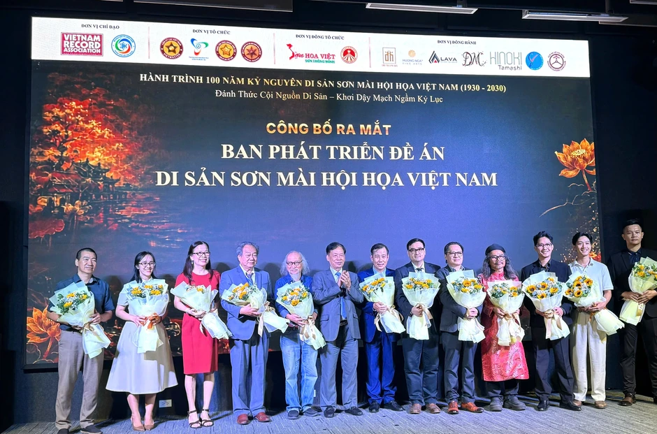 Hà Nội hơn 100 năm trước qua tranh 'người chép sử Đông Dương' Hà Nội hơn 100 năm trước qua tranh 'người chép sử Đông Dương'
