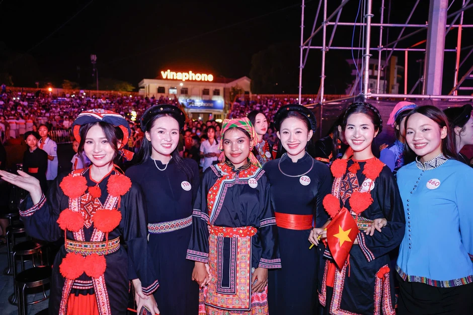 Hành trình khám phá miền đất văn hóa, lịch sử đại ngàn Vị Xuyên, vùng đất Tân Trào Hành trình khám phá miền đất văn hóa, lịch sử đại ngàn Vị Xuyên, vùng đất Tân Trào