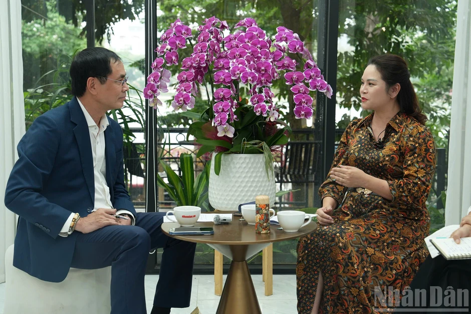 Hệ thống luật pháp và hội nhập quốc tế trong bảo vệ bản quyền Hệ thống luật pháp và hội nhập quốc tế trong bảo vệ bản quyền