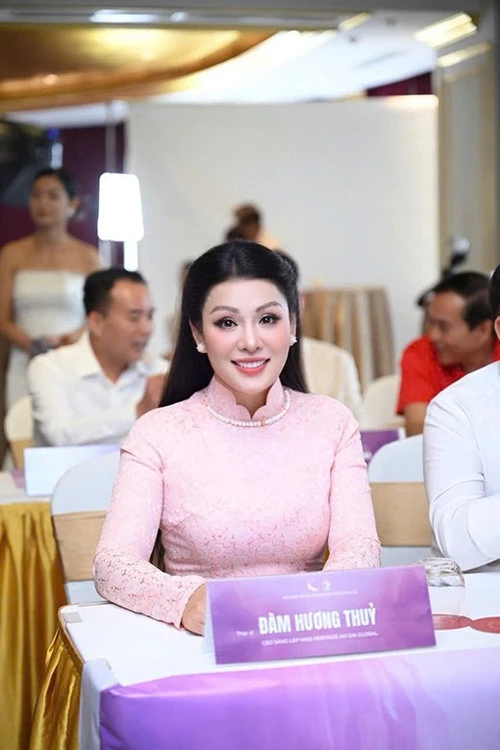 Hoa hậu Áo dài di sản toàn cầu: Nhận thí sinh tới 45 tuổi