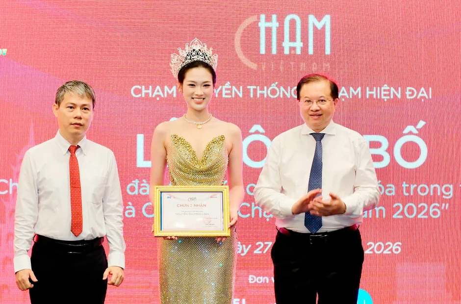 Hoa hậu Nguyễn Phương Linh làm đại sứ 'Chạm Việt Nam 2026' Hoa hậu Nguyễn Phương Linh làm đại sứ 'Chạm Việt Nam 2026'