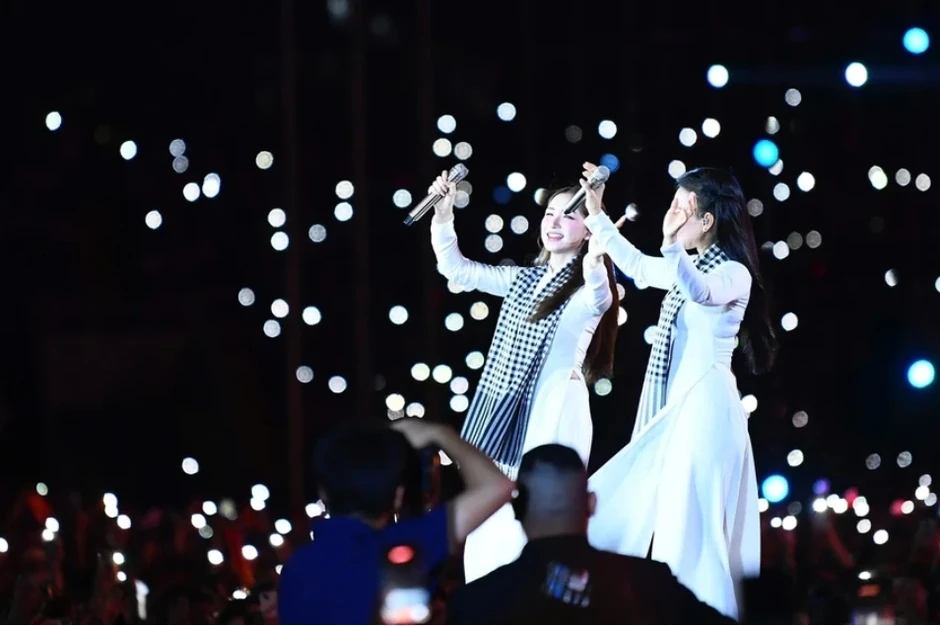 Hòa Minzy, Cẩm Ly hát lời mới thay cho câu 'Lúa chín cao nhưng chẳng hề cúi đầu'