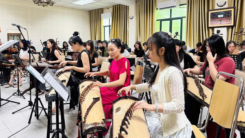 Hòa nhạc “Âm thanh đất Việt” kỷ niệm 70 năm Học viện Âm nhạc Quốc gia Việt Nam Hòa nhạc “Âm thanh đất Việt” kỷ niệm 70 năm Học viện Âm nhạc Quốc gia Việt Nam