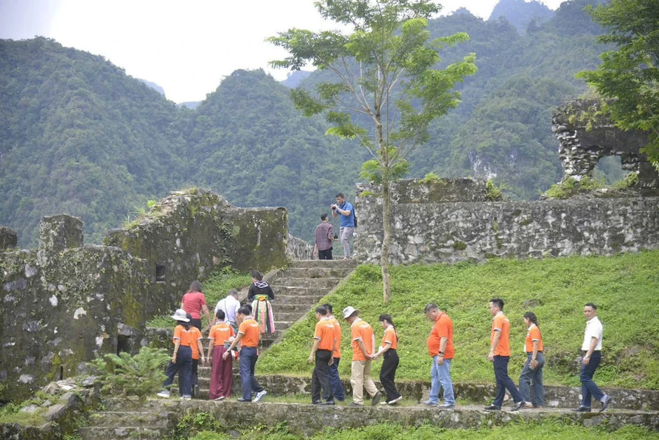 Hoàn thành chương trình tái thẩm định Công viên địa chất toàn cầu UNESCO Cao nguyên đá Đồng Văn Hoàn thành chương trình tái thẩm định Công viên địa chất toàn cầu UNESCO Cao nguyên đá Đồng Văn