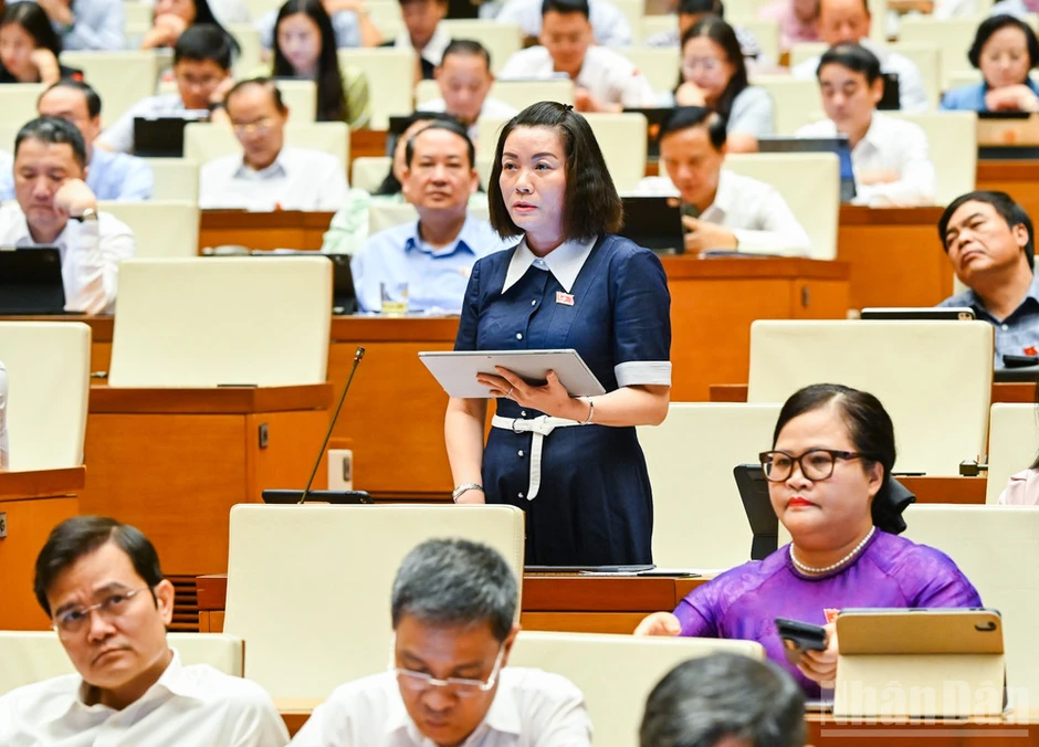 Hoàn thiện Luật Xuất bản để theo kịp sự phát triển của môi trường số Hoàn thiện Luật Xuất bản để theo kịp sự phát triển của môi trường số
