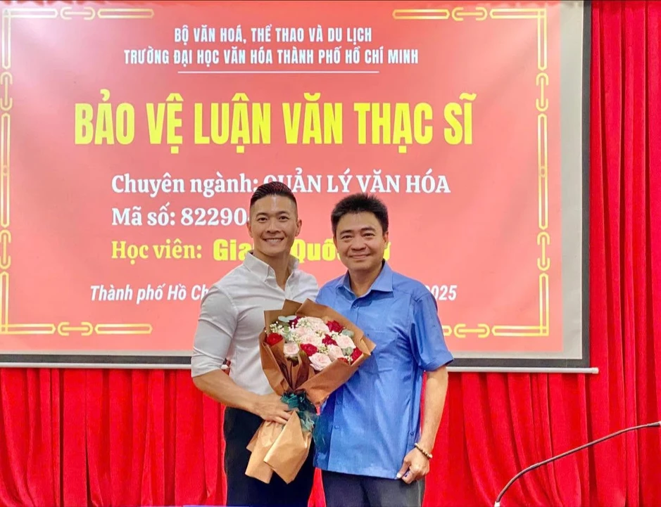 'Hoàng tử xiếc' Quốc Cơ tốt nghiệp thạc sĩ, xúc động cảm ơn vợ là MC nổi tiếng