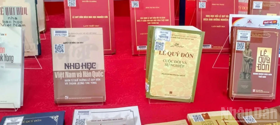 Hội thảo khoa học quốc gia “Danh nhân văn hóa Lê Quý Đôn - Di sản và giá trị thời đại” Hội thảo khoa học quốc gia “Danh nhân văn hóa Lê Quý Đôn - Di sản và giá trị thời đại”