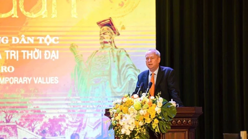 Hội thảo khoa học quốc tế về danh nhân Lý Công Uẩn: Khẳng định tầm vóc lịch sử, góp phần xây dựng hồ sơ trình UNESCO Hội thảo khoa học quốc tế về danh nhân Lý Công Uẩn: Khẳng định tầm vóc lịch sử, góp phần xây dựng hồ sơ trình UNESCO