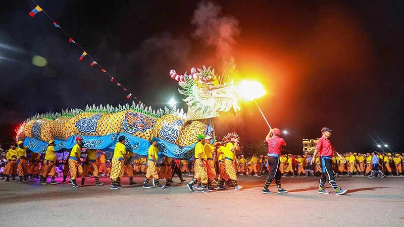 Hơn 250.000 người dự Đại lễ Hội yến Diêu Trì Cung năm 2026