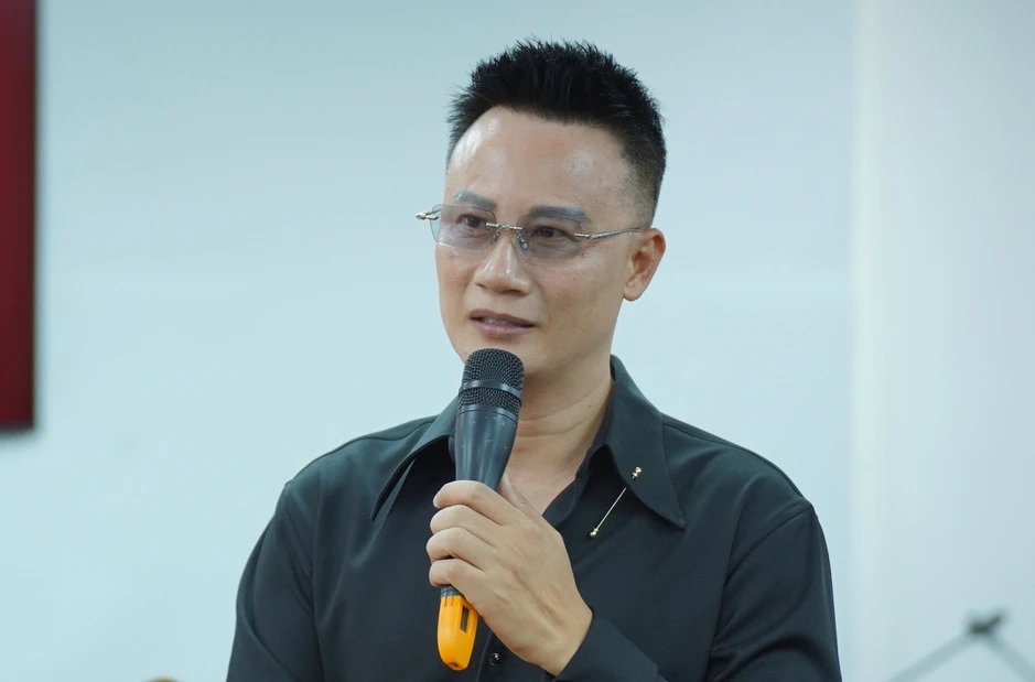 Hơn 5 triệu người đăng ký, vé concert quốc gia hết trong chưa đầy hai phút Hơn 5 triệu người đăng ký, vé concert quốc gia hết trong chưa đầy hai phút