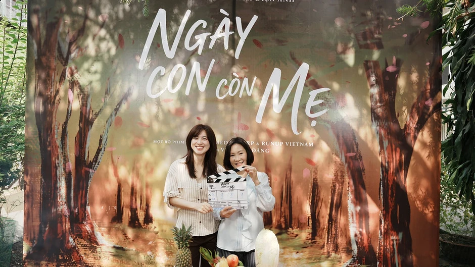 Hồng Đào và Phương Anh Đào tái hợp trong dự án phim mới “Ngày con còn mẹ” Hồng Đào và Phương Anh Đào tái hợp trong dự án phim mới “Ngày con còn mẹ”