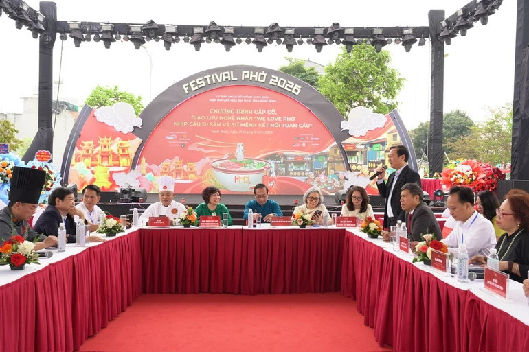 Hợp tác bảo tồn và phát triển nghề phở truyền thống trong hội nhập quốc tế Hợp tác bảo tồn và phát triển nghề phở truyền thống trong hội nhập quốc tế