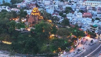 Khai hội Tháp Bà Pô Nagar 2026: Dòng chảy tâm linh giữa lòng phố biển