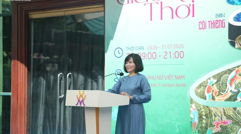 Khám phá di sản văn hóa Việt Nam qua triển lãm đa giác quan "Giao thời"
