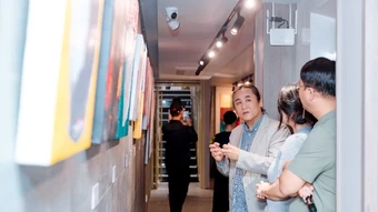 Khám phá "màu sắc nội tâm" qua triển lãm của họa sĩ Son Yun Seok