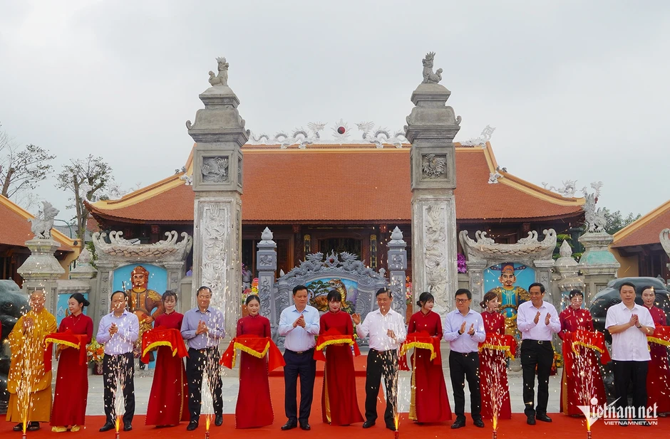 Khánh thành dự án tu bổ, tôn tạo di tích mộ và đền thờ Lê Đức Tuy Khánh thành dự án tu bổ, tôn tạo di tích mộ và đền thờ Lê Đức Tuy