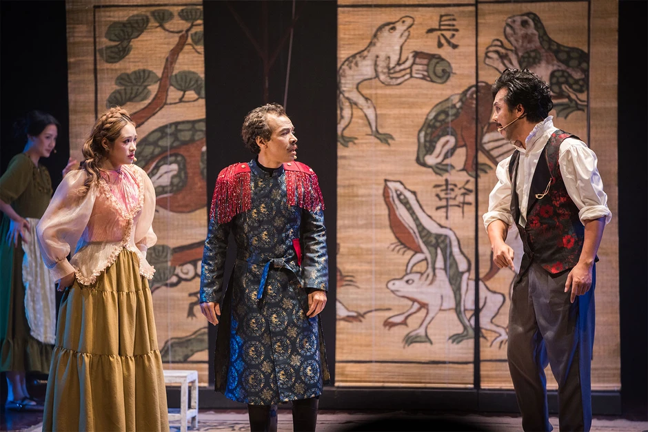 Khi một huyền thoại kịch Anh được đánh thức bằng hơi thở Việt Khi một huyền thoại kịch Anh được đánh thức bằng hơi thở Việt