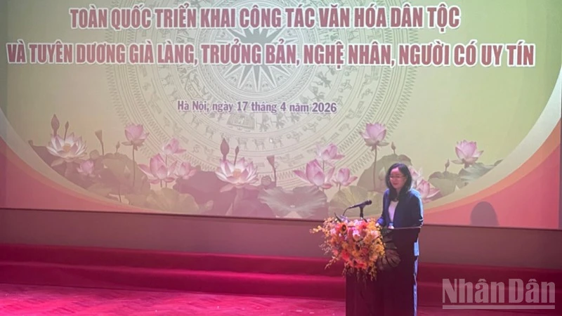 Khơi dậy giá trị văn hóa dân tộc thiểu số vì phát triển bền vững và nâng cao đời sống đồng bào Khơi dậy giá trị văn hóa dân tộc thiểu số vì phát triển bền vững và nâng cao đời sống đồng bào