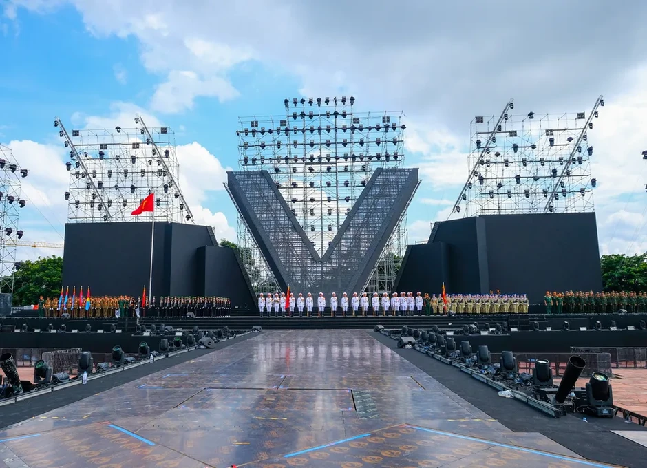 Khối lực lượng vũ trang sẵn sàng cho “Concert quốc gia: Tổ quốc trong tim 2026" Khối lực lượng vũ trang sẵn sàng cho “Concert quốc gia: Tổ quốc trong tim 2026"