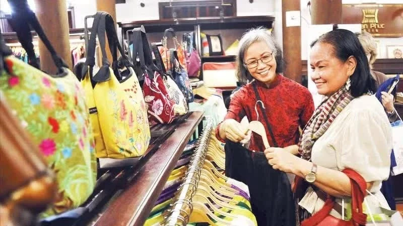 Kiến tạo những giá trị mới của di sản Kiến tạo những giá trị mới của di sản