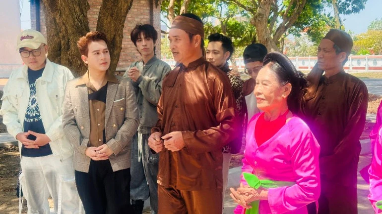 Lắng nghe những thanh âm từ đất Việt Lắng nghe những thanh âm từ đất Việt