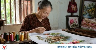 Làng nghề thêu truyền thống Quất Động: Ký ức trăm năm từ những đôi tay thầm lặng