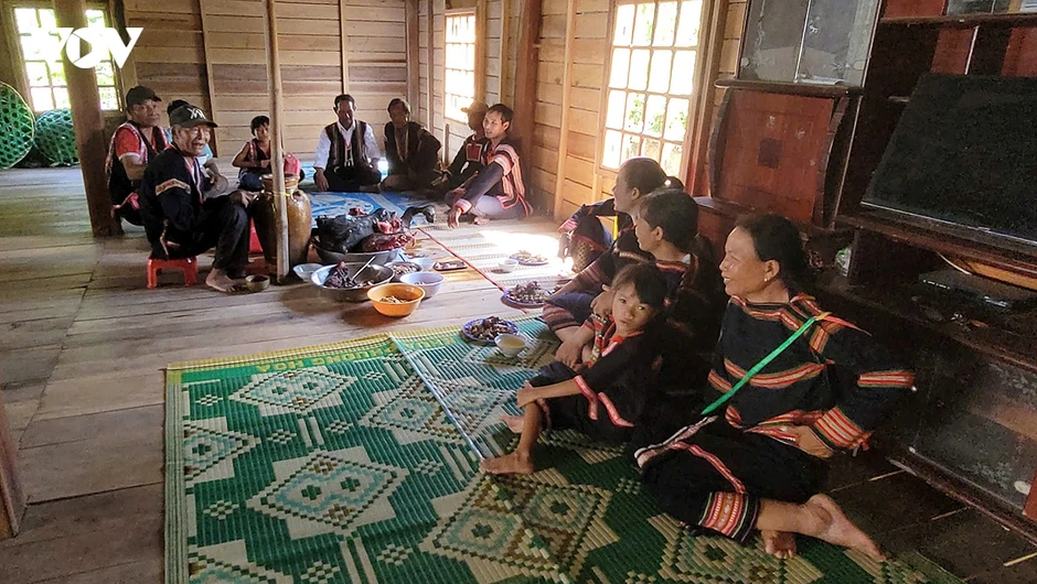 Lễ báo hiếu của người Jarai ở Gia Lai: Cảm ơn cha mẹ không chỉ nói bằng lời