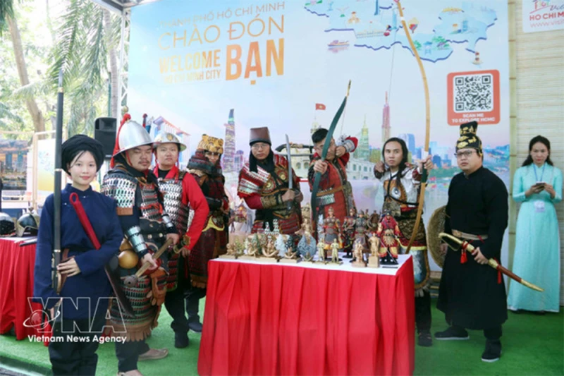 Lễ hội Việt - Nhật: Thắt chặt tình hữu nghị, hợp tác giữa nhân dân Việt Nam và Nhật Bản Lễ hội Việt - Nhật: Thắt chặt tình hữu nghị, hợp tác giữa nhân dân Việt Nam và Nhật Bản