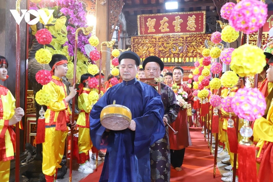 Lễ rước đuốc Phủ Dầy: Ngọn lửa thiêng giữa lòng di sản Lễ rước đuốc Phủ Dầy: Ngọn lửa thiêng giữa lòng di sản