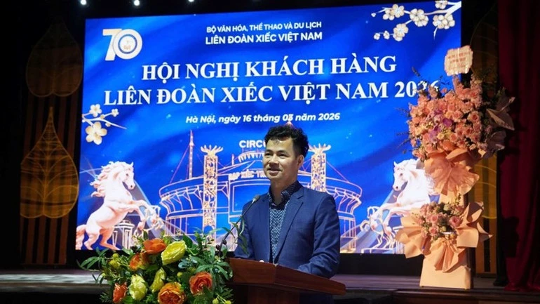 Liên đoàn Xiếc Việt Nam đẩy mạnh chuyển đổi số để tiếp cận công chúng Liên đoàn Xiếc Việt Nam đẩy mạnh chuyển đổi số để tiếp cận công chúng