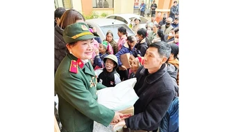 Mãi thắm màu hoa lửa thanh niên xung phong