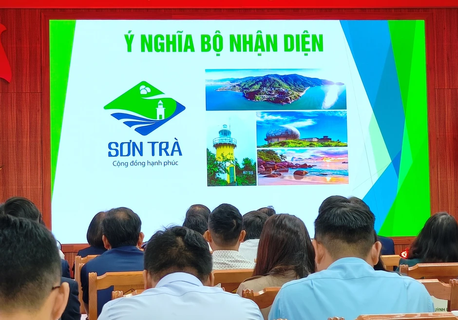 'Mắt thần Đông Dương', hải đăng Sơn Trà vào logo một phường ở Đà Nẵng 'Mắt thần Đông Dương', hải đăng Sơn Trà vào logo một phường ở Đà Nẵng