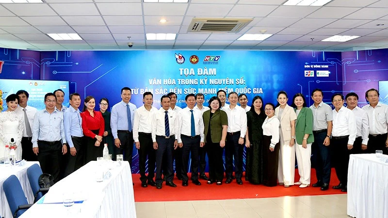 Mỗi tòa soạn phải là một môi trường văn hóa tiêu biểu Mỗi tòa soạn phải là một môi trường văn hóa tiêu biểu