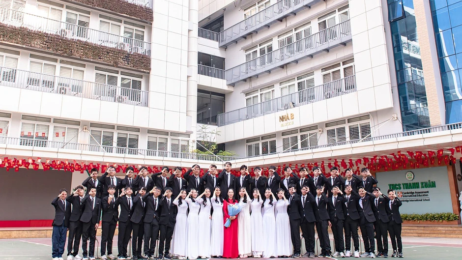 Một lớp học có 61% học sinh đỗ vào lớp 10 chuyên Top đầu của Hà Nội Một lớp học có 61% học sinh đỗ vào lớp 10 chuyên Top đầu của Hà Nội