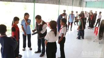 Ngân vang tiếng mã la trong trường học ở vùng cao Khánh Hòa