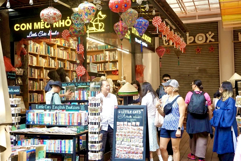 Ngày hội sách và văn hóa đêm: Định hình 'dòng chảy trải nghiệm' giữa lòng đô thị Ngày hội sách và văn hóa đêm: Định hình 'dòng chảy trải nghiệm' giữa lòng đô thị