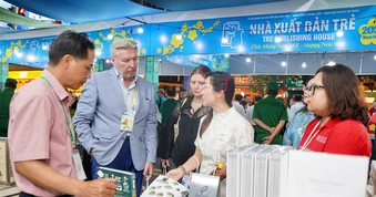 Ngày hội sách và văn hóa đêm: Định hình 'dòng chảy trải nghiệm' giữa lòng đô thị