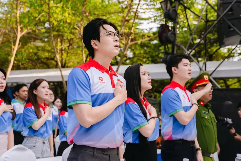 Nghệ sĩ dính ma túy: Danh tiếng phải đi kèm với trách nhiệm Nghệ sĩ dính ma túy: Danh tiếng phải đi kèm với trách nhiệm