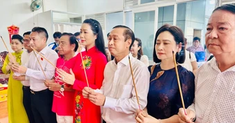 Nghệ sĩ TPHCM thành kính tri ân Tổ nghiệp sân khấu