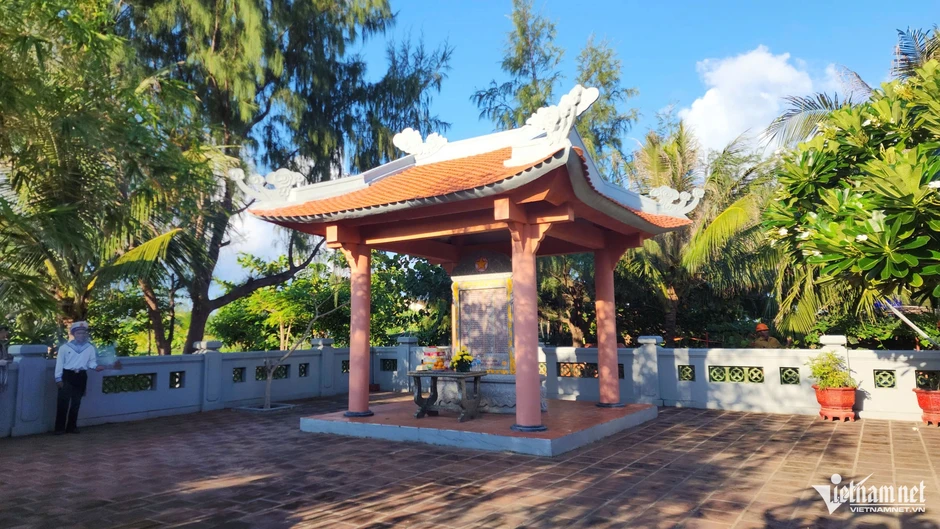 Ngôi chùa đặc biệt mang tên một vị thuyền trưởng ở Trường Sa Ngôi chùa đặc biệt mang tên một vị thuyền trưởng ở Trường Sa