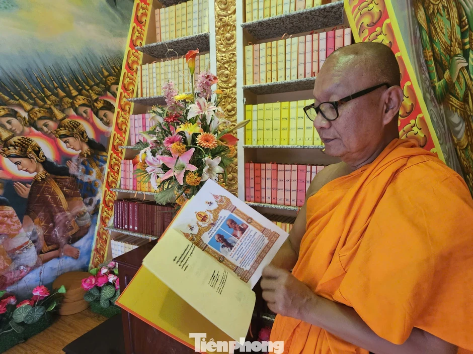Ngôi chùa Khmer giữ hơn 4.000 quyển kinh lá buông cổ tại Cần Thơ