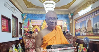 Ngôi chùa Khmer giữ hơn 4.000 quyển kinh lá buông cổ tại Cần Thơ
