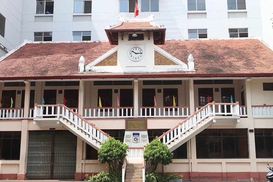 Ngôi trường người thanh niên yêu nước Nguyễn Tất Thành học tập Ngôi trường người thanh niên yêu nước Nguyễn Tất Thành học tập
