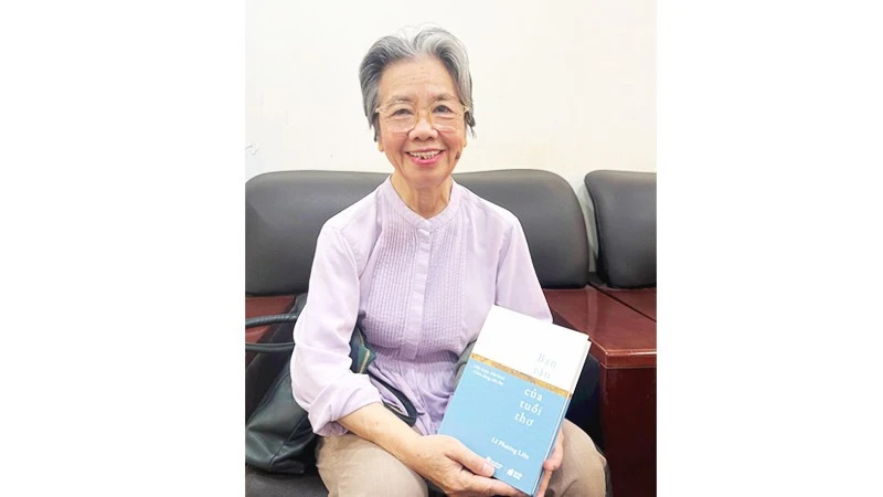 Người đi đường dài cùng trẻ thơ
