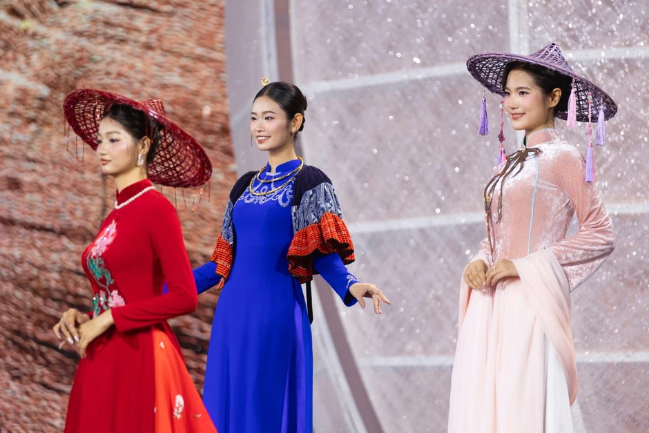 Nhà thiết kế Vũ Thảo Giang và bản giao hưởng vàng son dệt từ di sản Việt Nhà thiết kế Vũ Thảo Giang và bản giao hưởng vàng son dệt từ di sản Việt