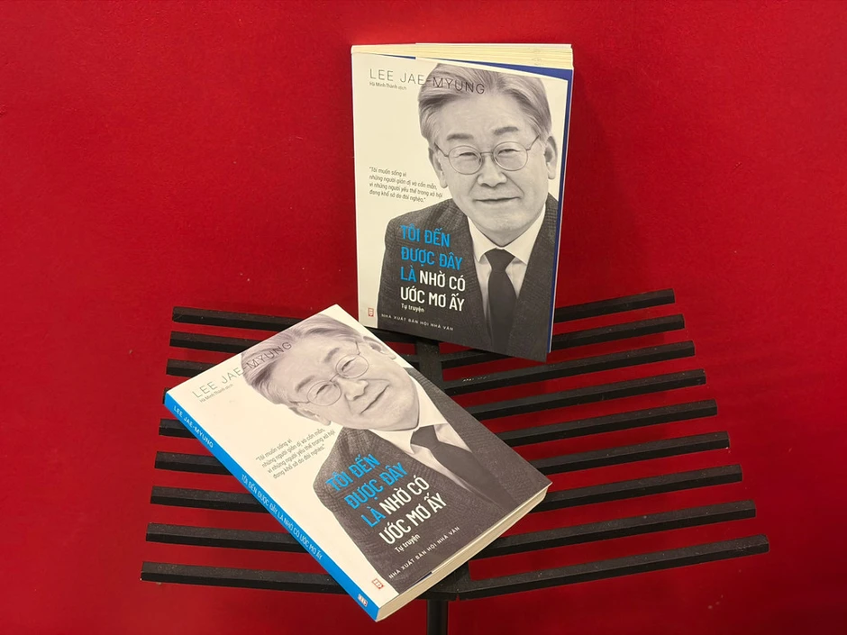 Nhà xuất bản Hội Nhà văn ra mắt sách của Tổng thống Hàn Quốc Lee Jae Myung Nhà xuất bản Hội Nhà văn ra mắt sách của Tổng thống Hàn Quốc Lee Jae Myung